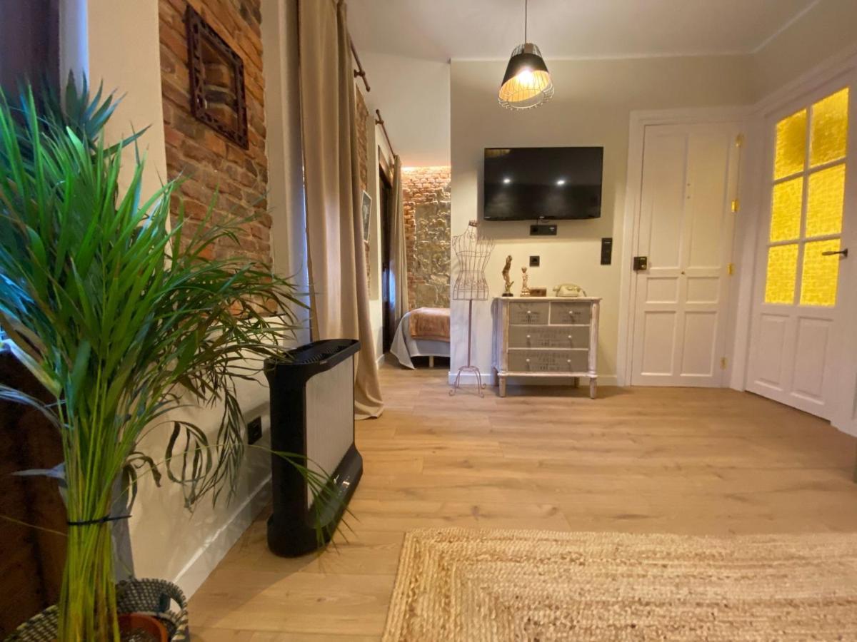 Apartamentos Rosa La Bonita Aviles Luaran gambar