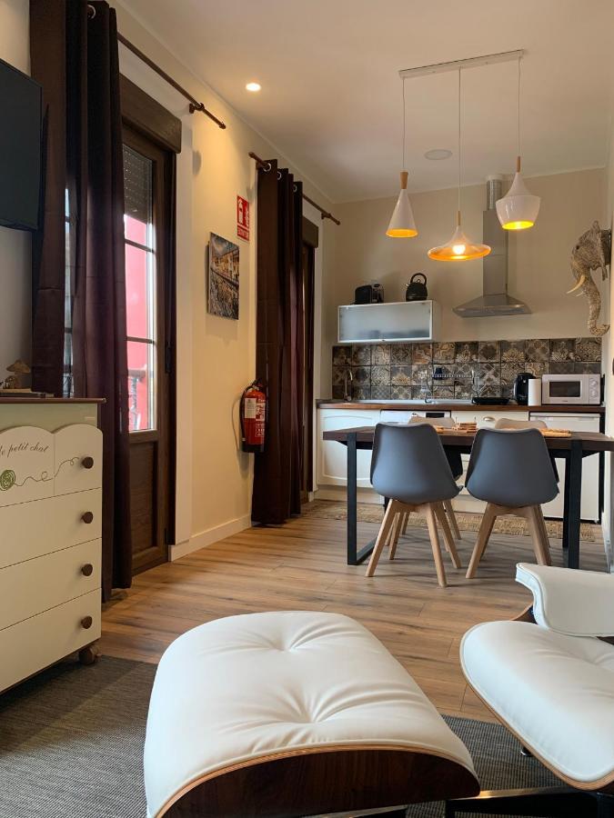 Apartamentos Rosa La Bonita Aviles Luaran gambar